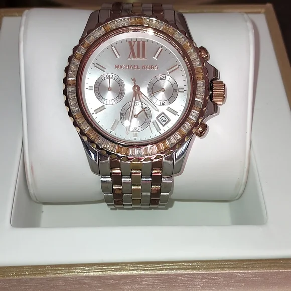 Michael Kors | Accessories | Michael Kors Tritone Womens  display picture 1